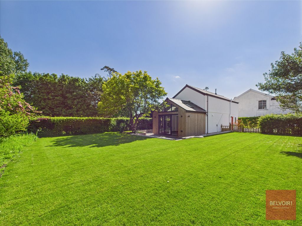 Property photo 1 of 30