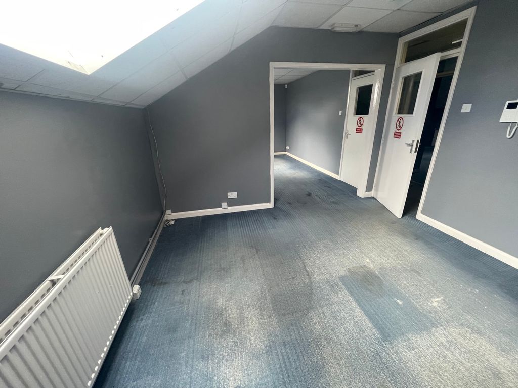 Property photo 2 of 2