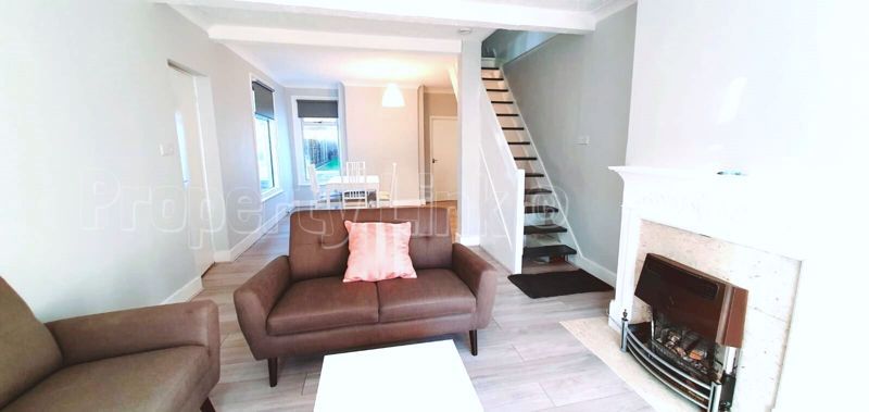 Property photo 1 of 11 Photo 6