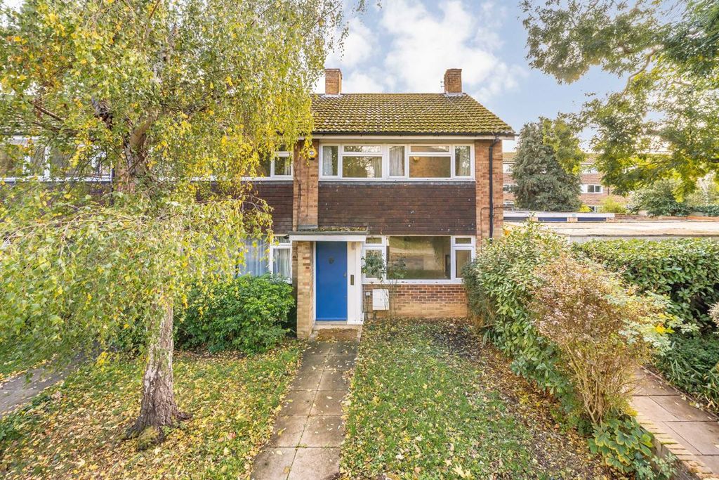 Property photo 1 of 9