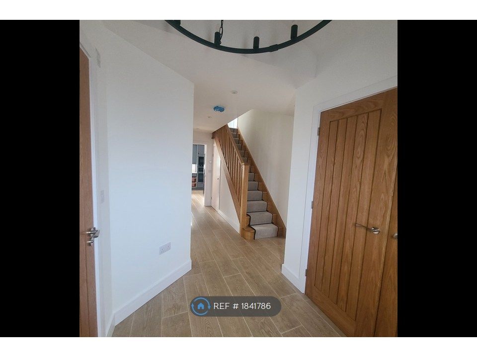 Property photo 3 of 29