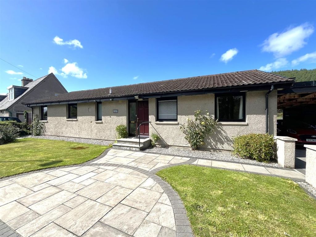 Property photo 1 of 29 Front