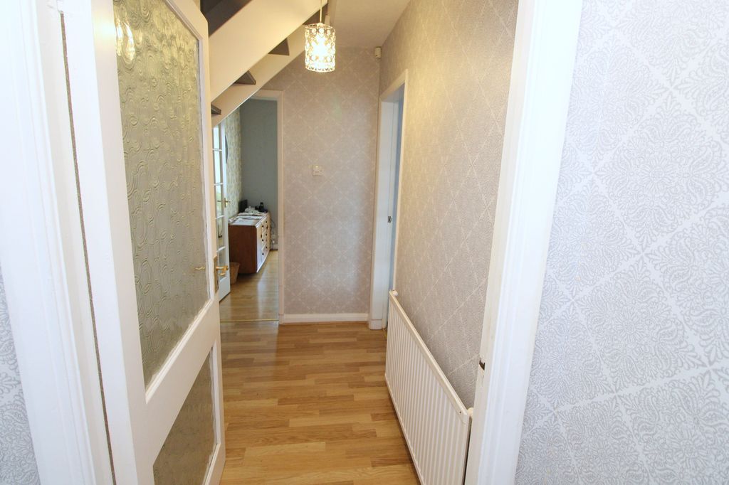 Property photo 3 of 22