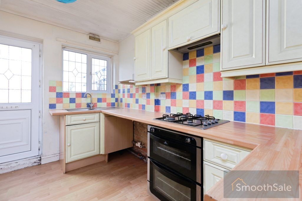 Property photo 3 of 31