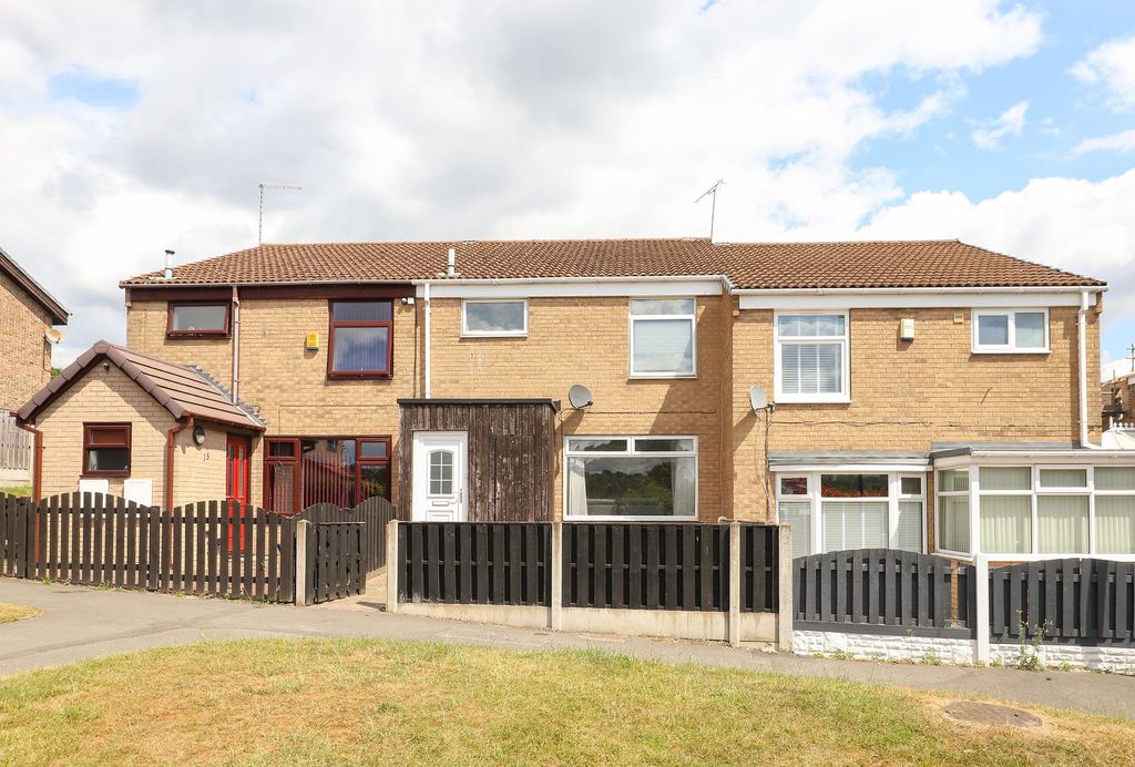 Property photo 2 of 12