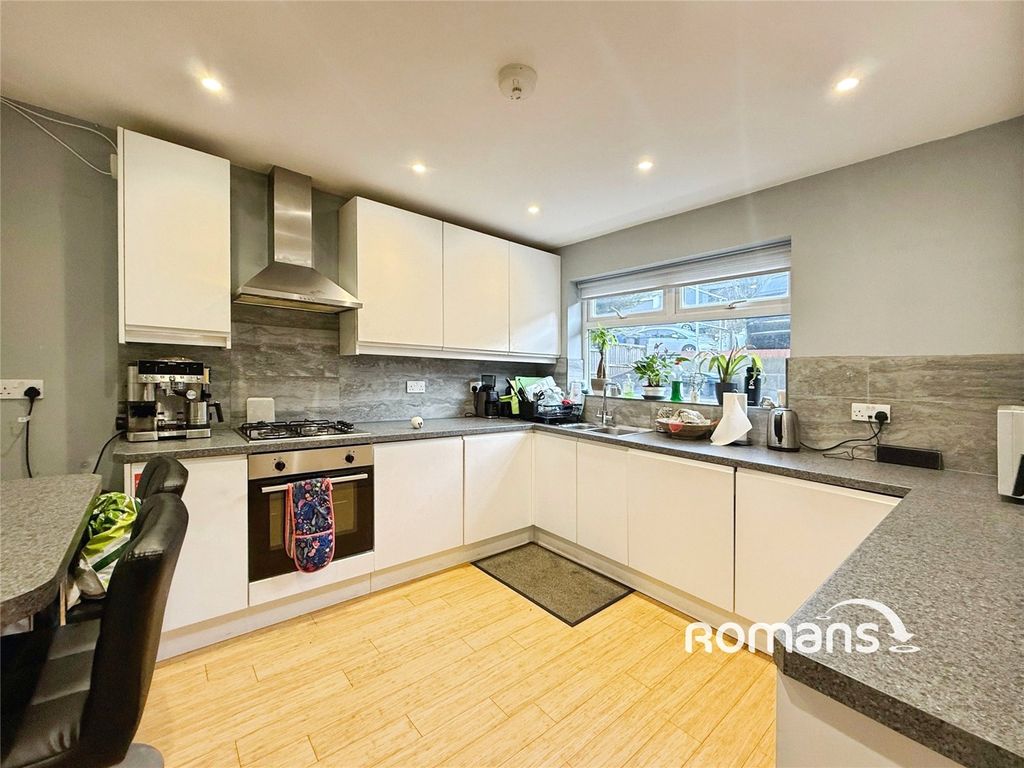 Property photo 2 of 10 Picture No. 01