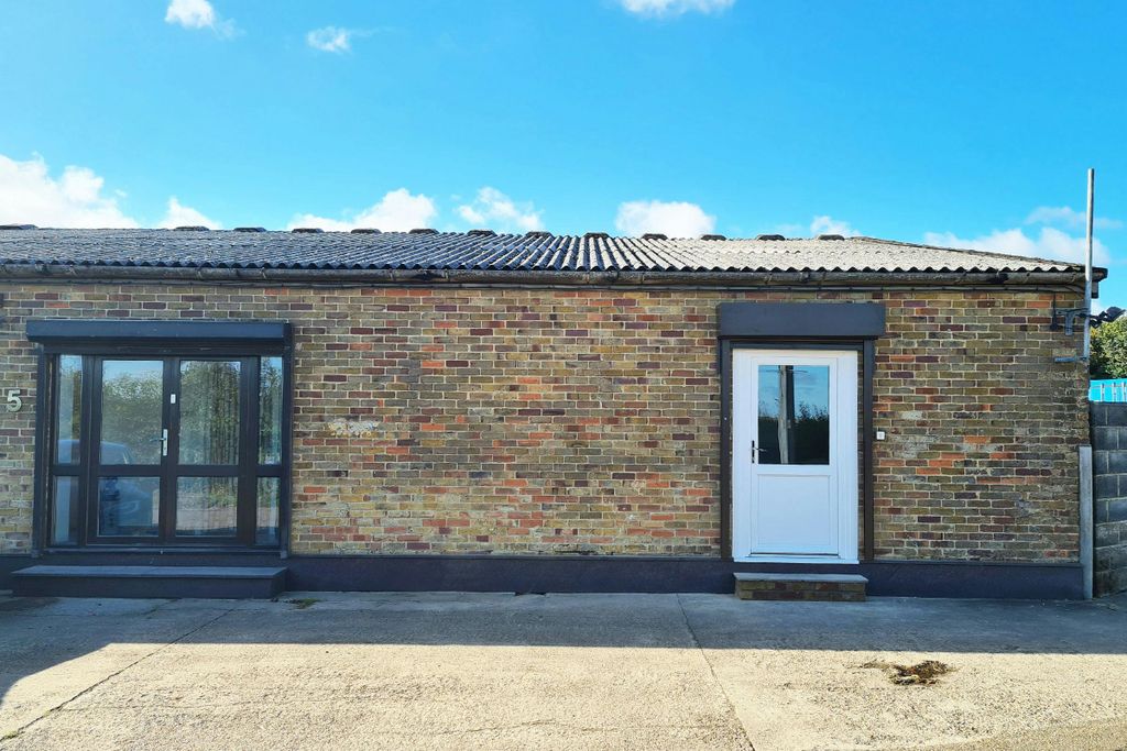 Property photo 1 of 4 Unit5Bhulberryfarm.Jpg