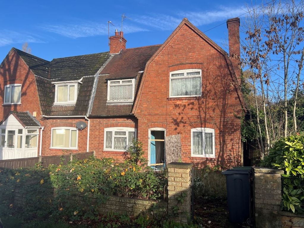 Property photo 2 of 12