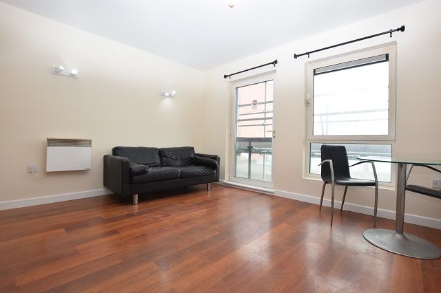 Property photo 2 of 8