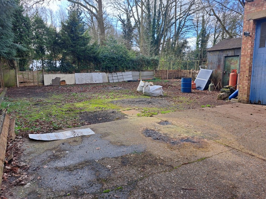 Property photo 3 of 5 Photo 2