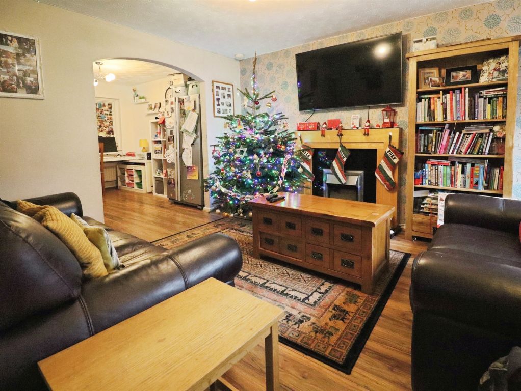 Property photo 3 of 14