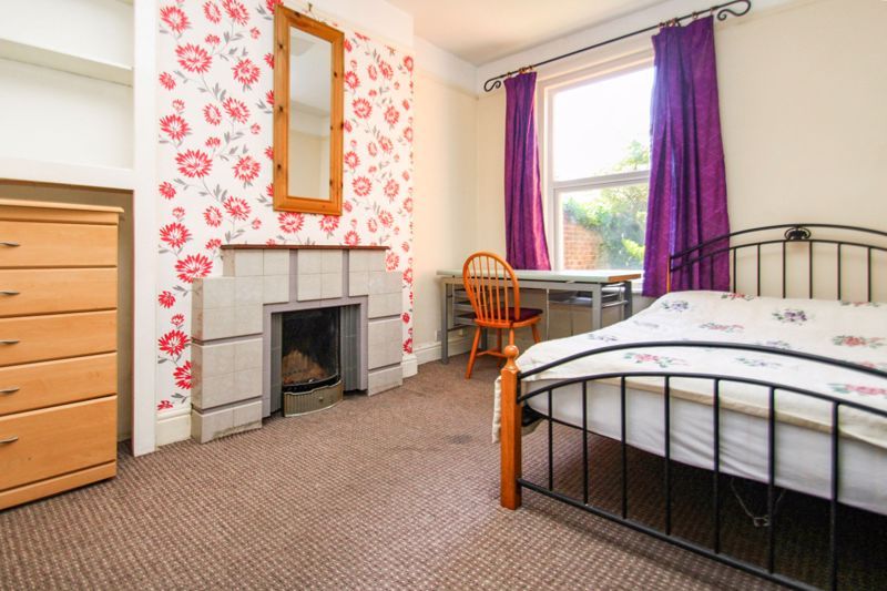 Property photo 2 of 10 Photo 6
