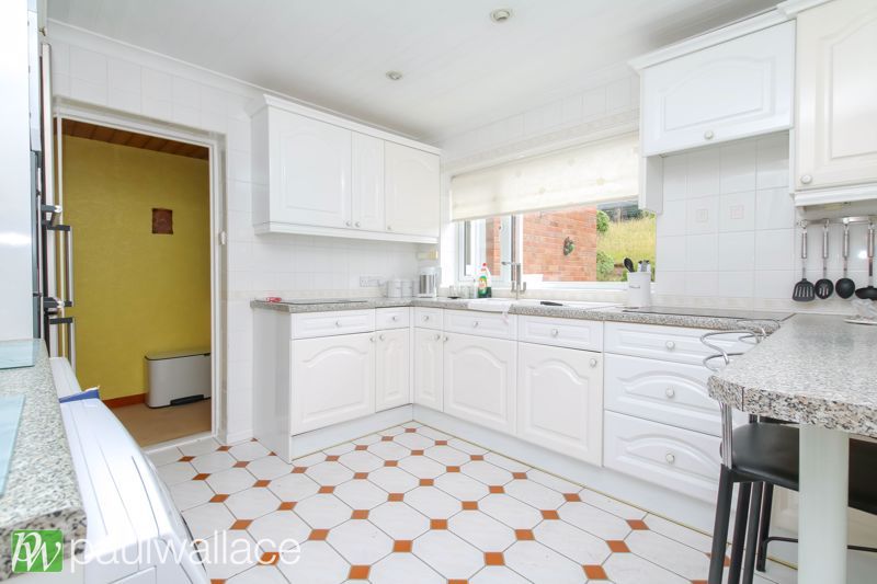 Property photo 3 of 13 Kitchen