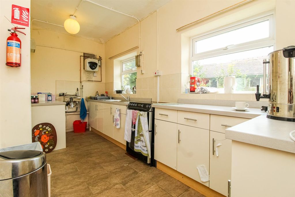 Property photo 2 of 12 Kitchen