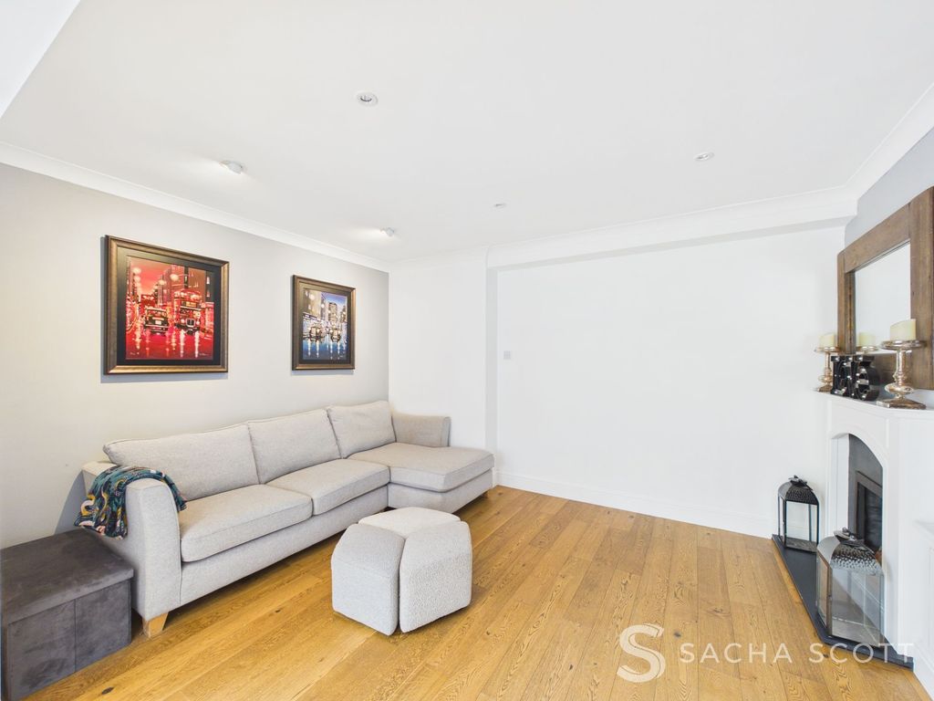 Property photo 3 of 31 TV Room