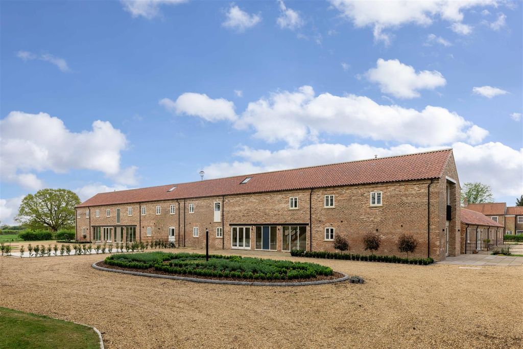 Property photo 1 of 18 00003.Jpg