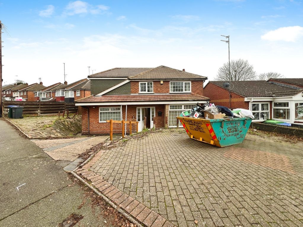 Property photo 1 of 11