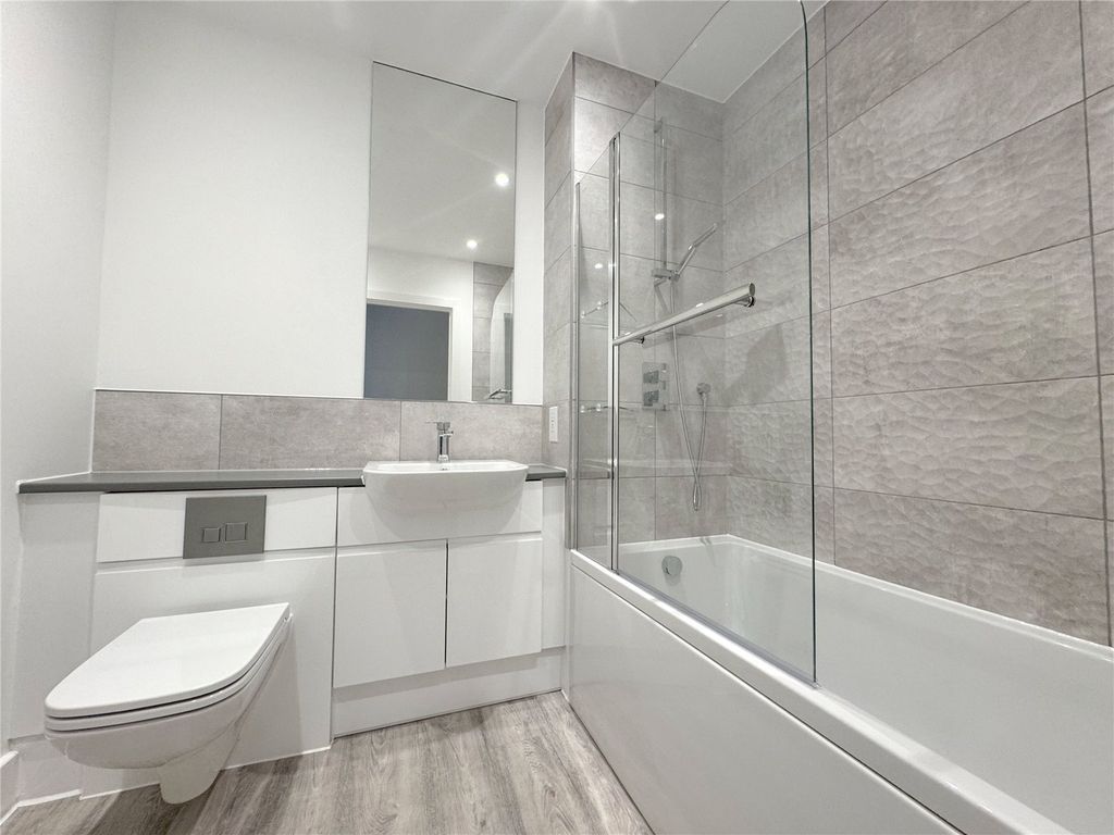 Property photo 3 of 9 Picture No. 18