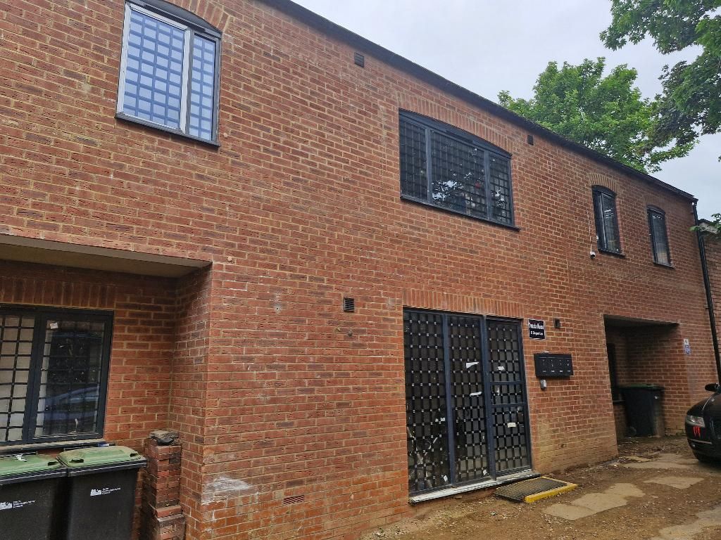 Property photo 1 of 2 Block