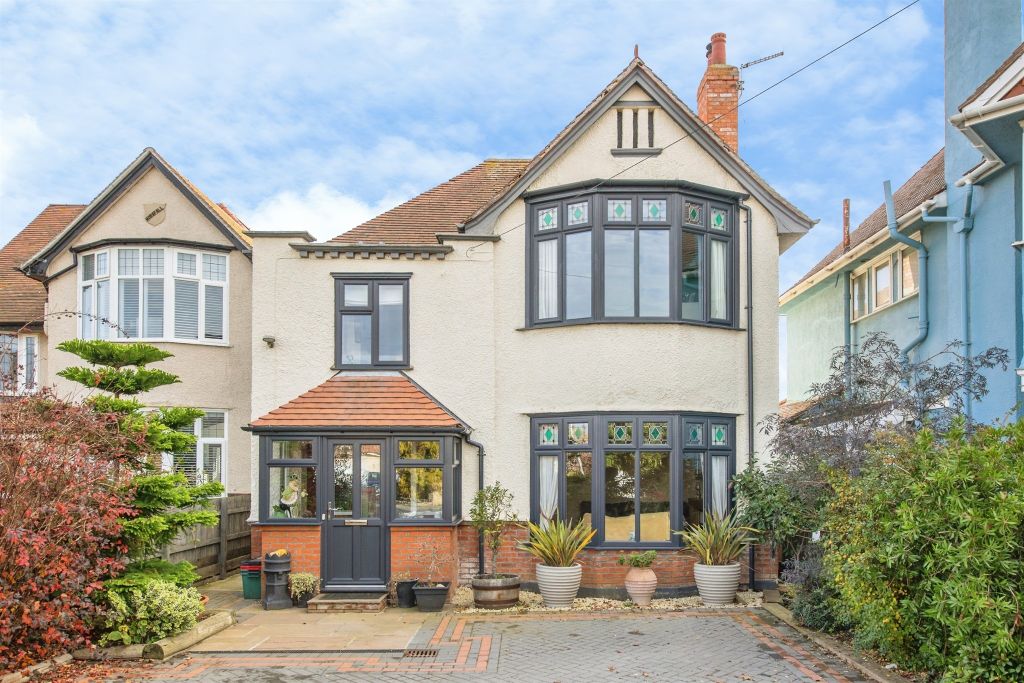 Additional image 27 of 4 bed detached house for saleFronks Road, Harwich CO12
