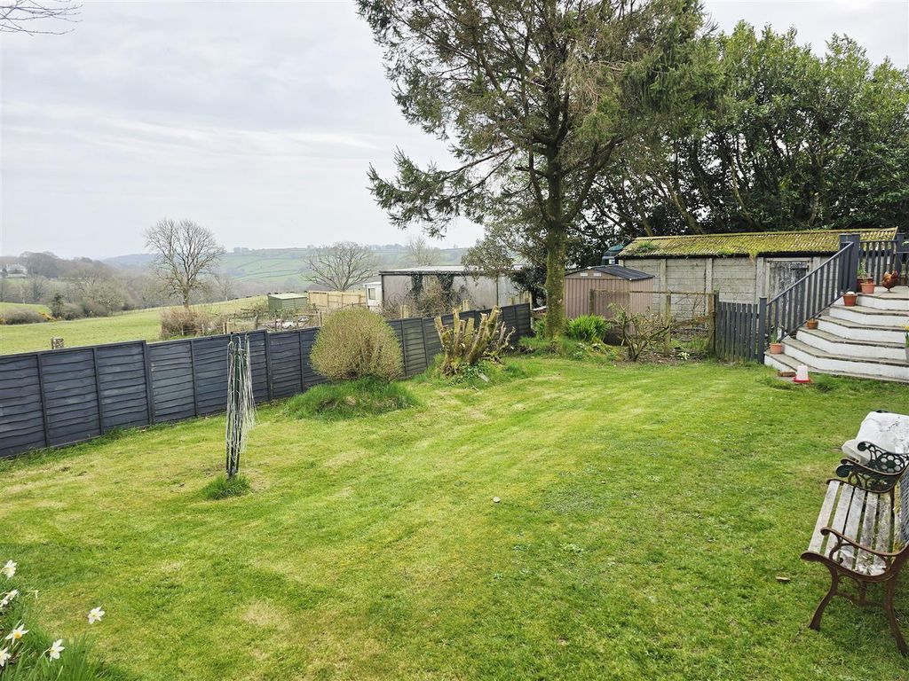 Property photo 3 of 33 20260323_142724.Jpg