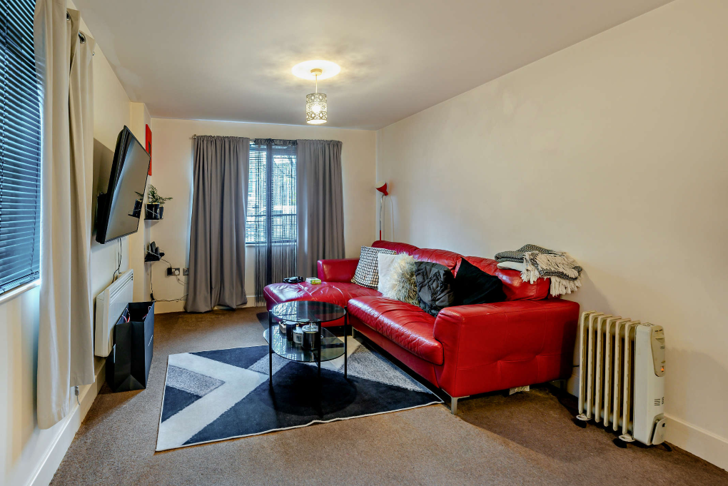 Property photo 2 of 7