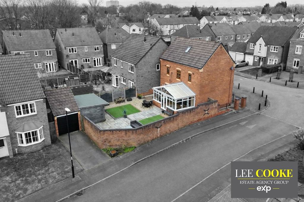 Property photo 2 of 48