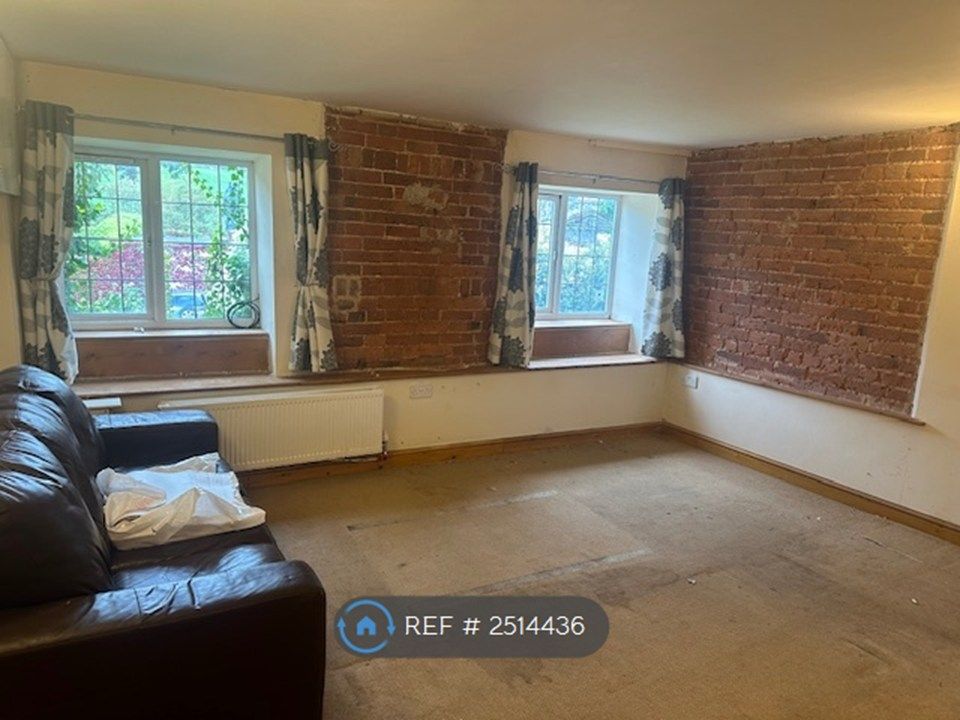 Property photo 3 of 8