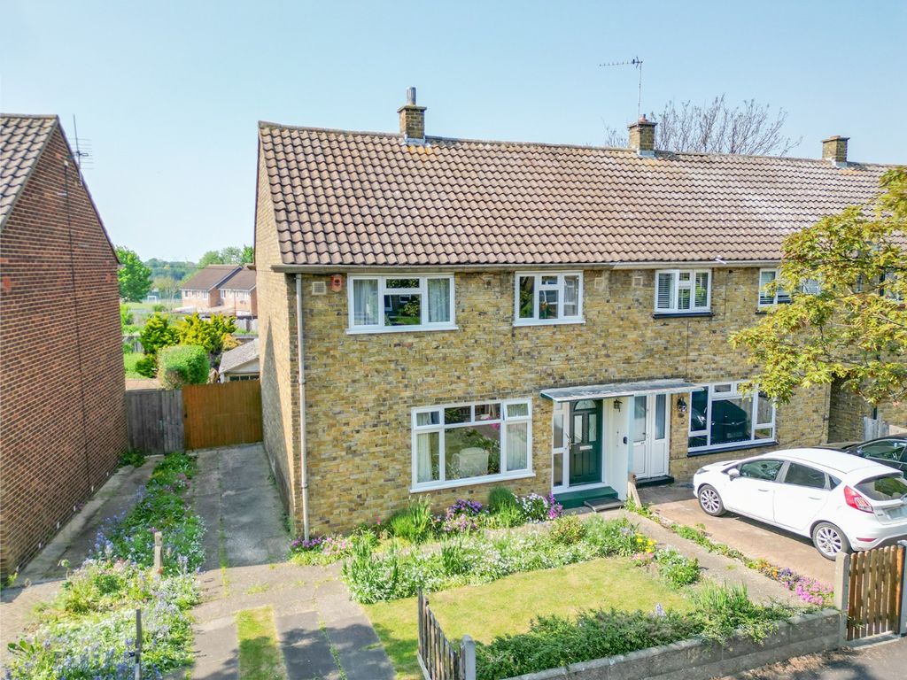 Property photo 1 of 20 4016692
