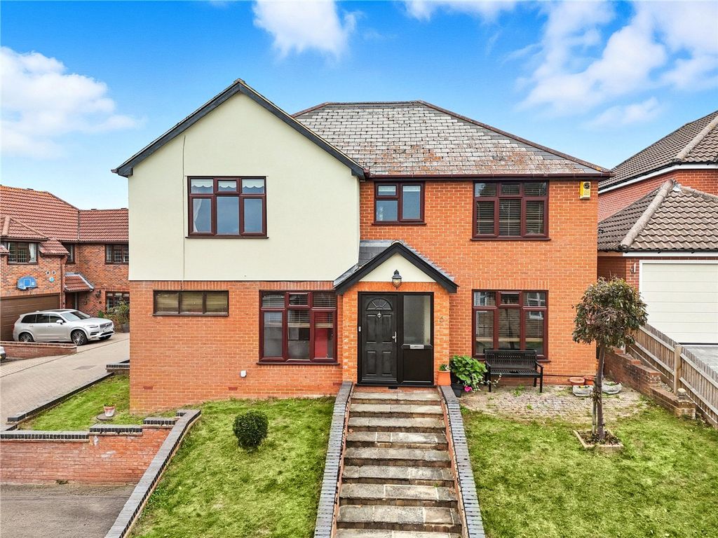 Property photo 1 of 18 Detached Home
