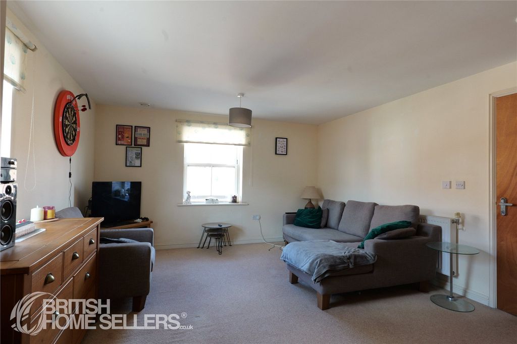 Property photo 3 of 13 Picture No. 10