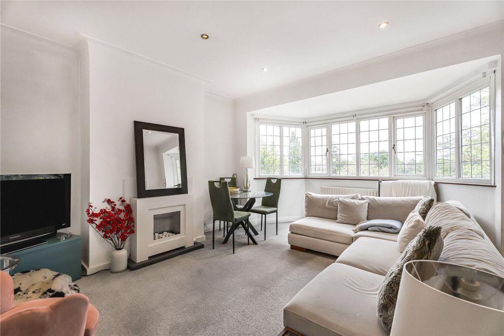 Property photo 2 of 16 Reception Room