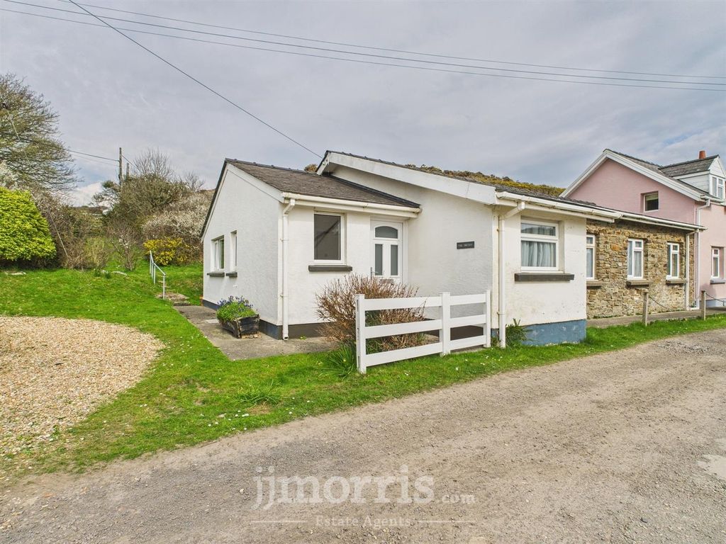 Property photo 1 of 24 Cam02121G0-Pr0137-Still001 - Copy.Jpg