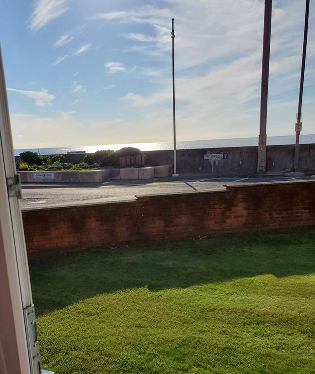 Property photo 3 of 24