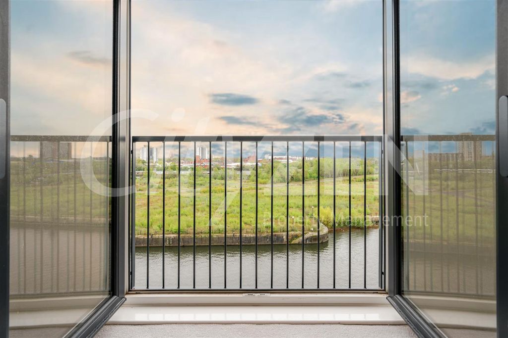 Property photo 2 of 16 View