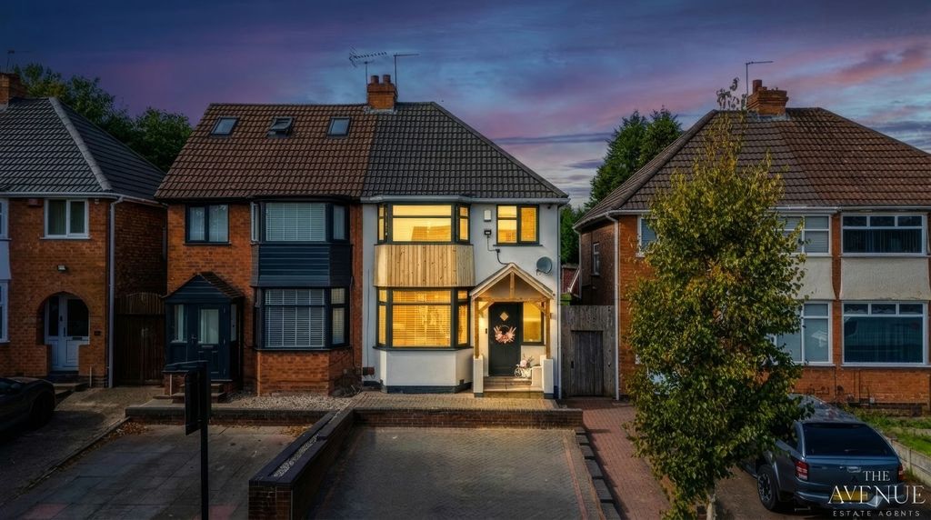Property photo 1 of 33 5537323