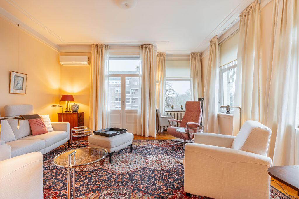 Property photo 2 of 49