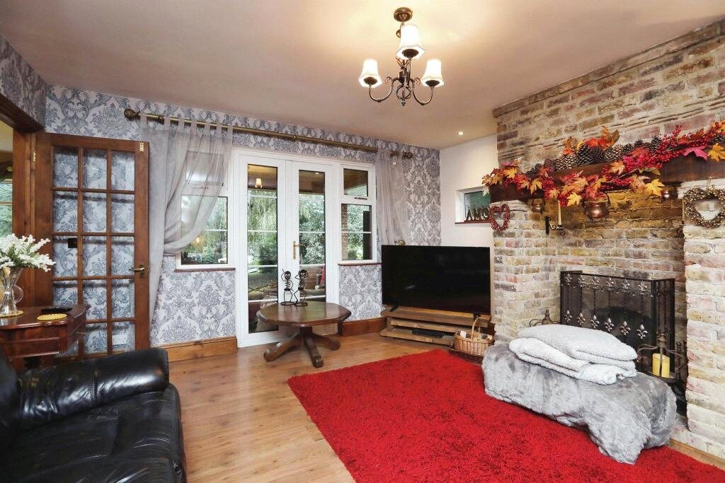 Property photo 3 of 23 Picture No. 10