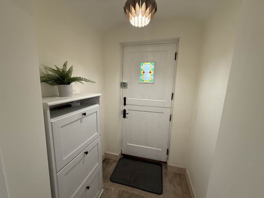 Property photo 2 of 20 Porch