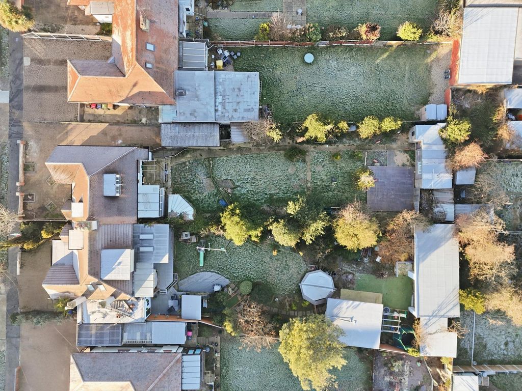 Property photo 3 of 26 Photo 2