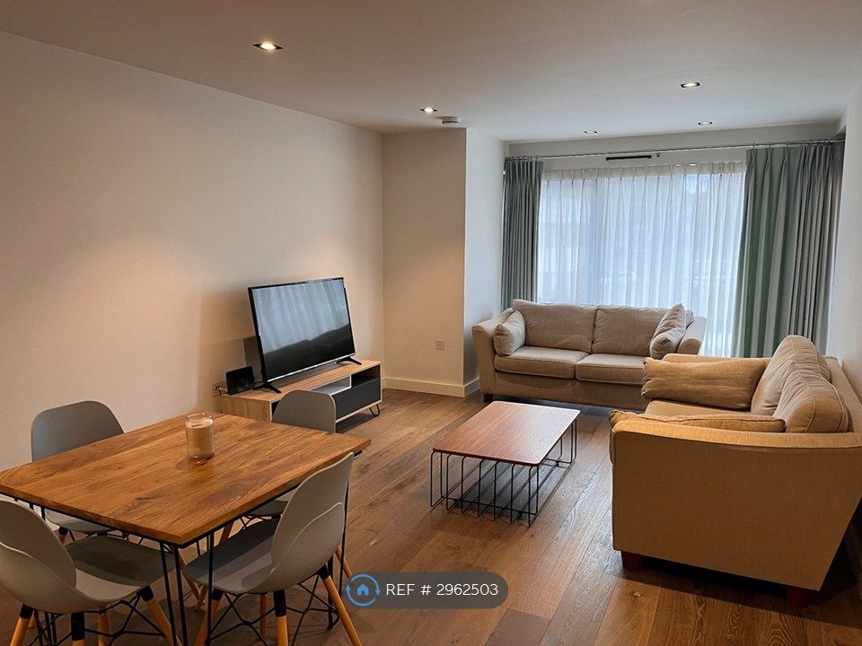 Property photo 2 of 17 Lounge Dining Area