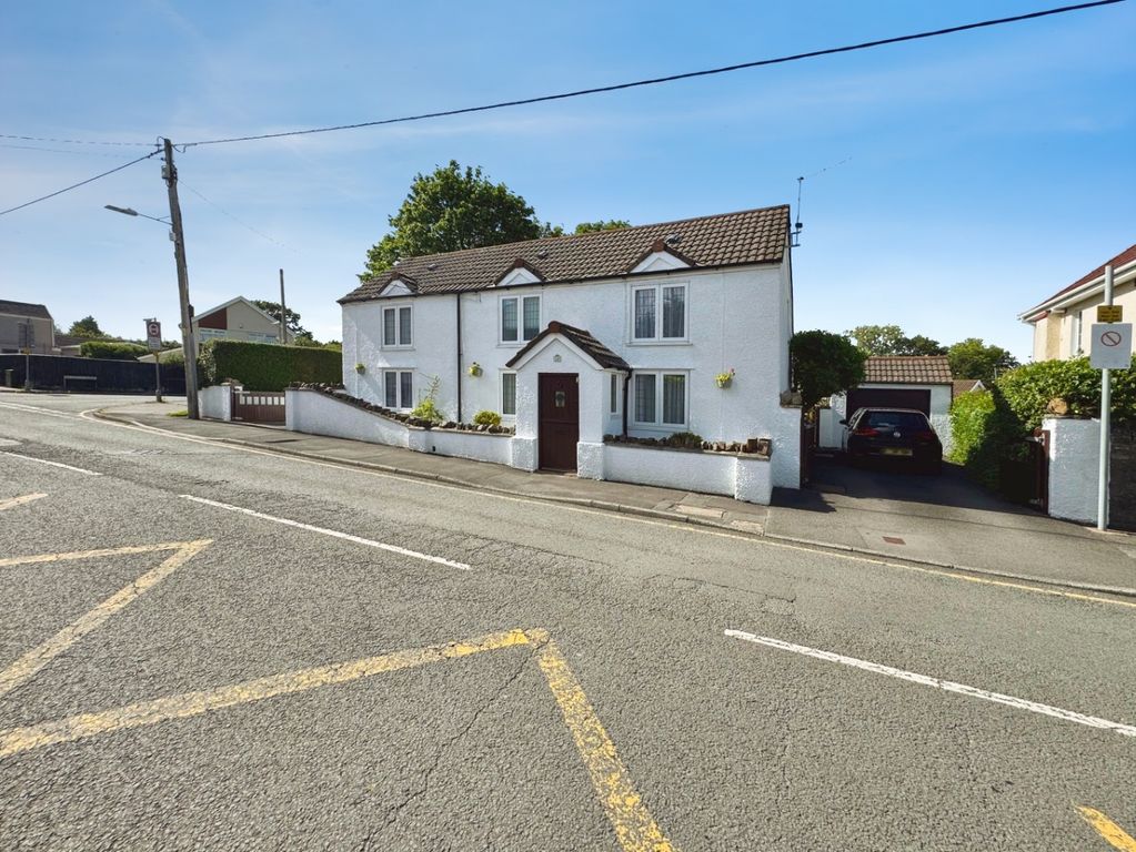 Property photo 1 of 63 4178390