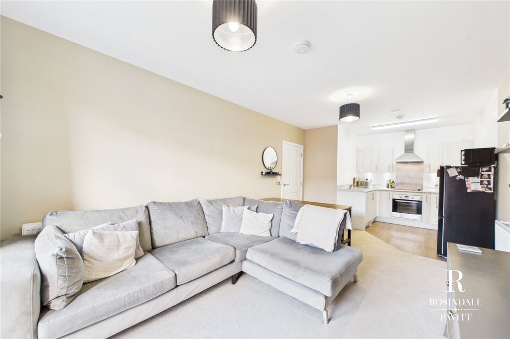 Property photo 2 of 18 Picture No. 07