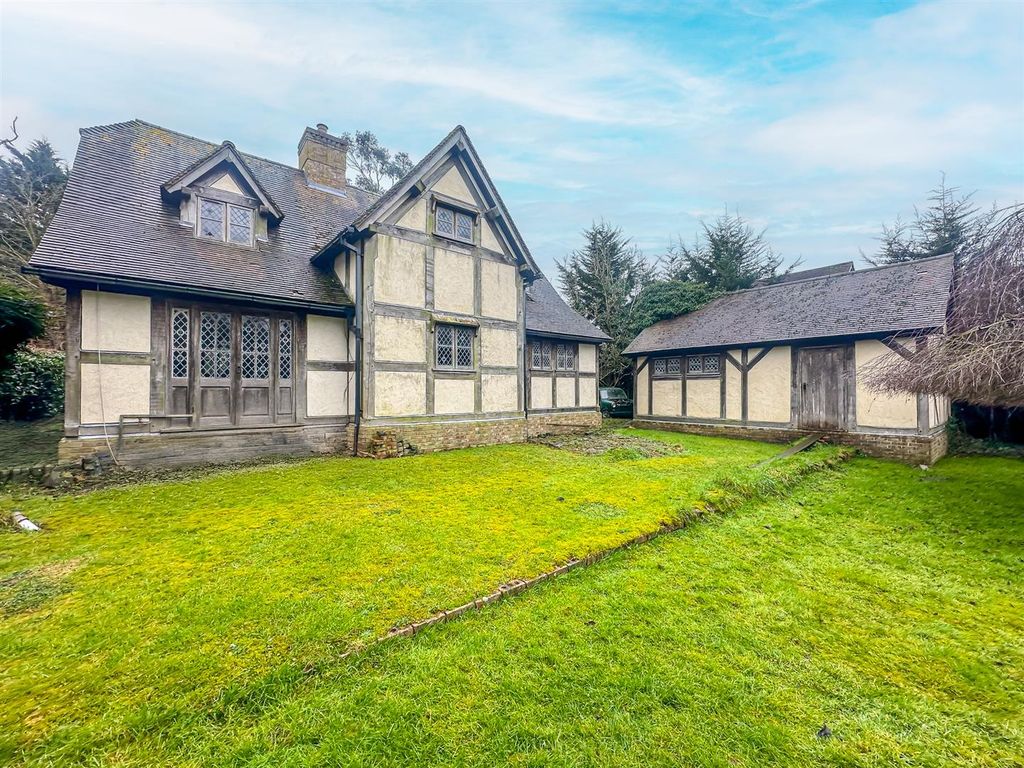 Property photo 3 of 14