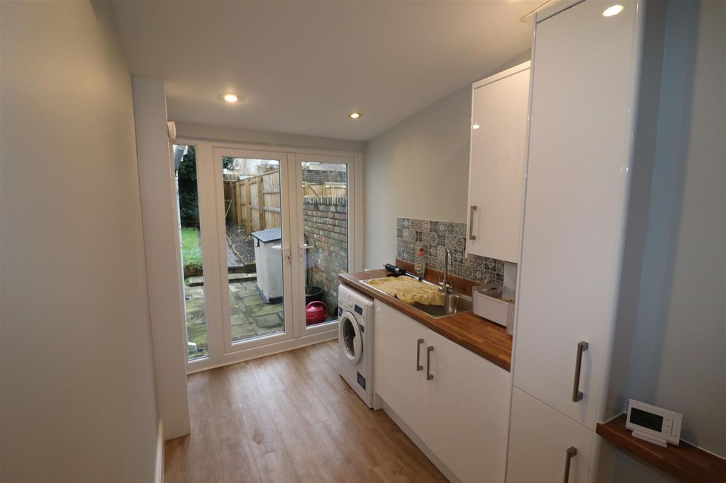 Property photo 2 of 8 Img_9706.Jpg