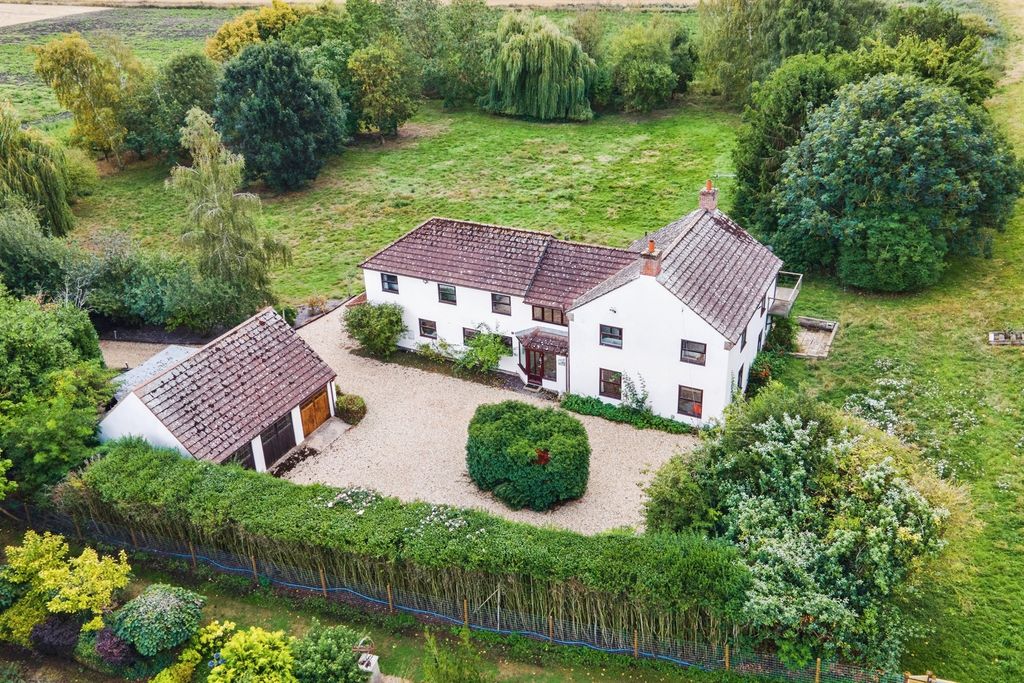 Property photo 1 of 31