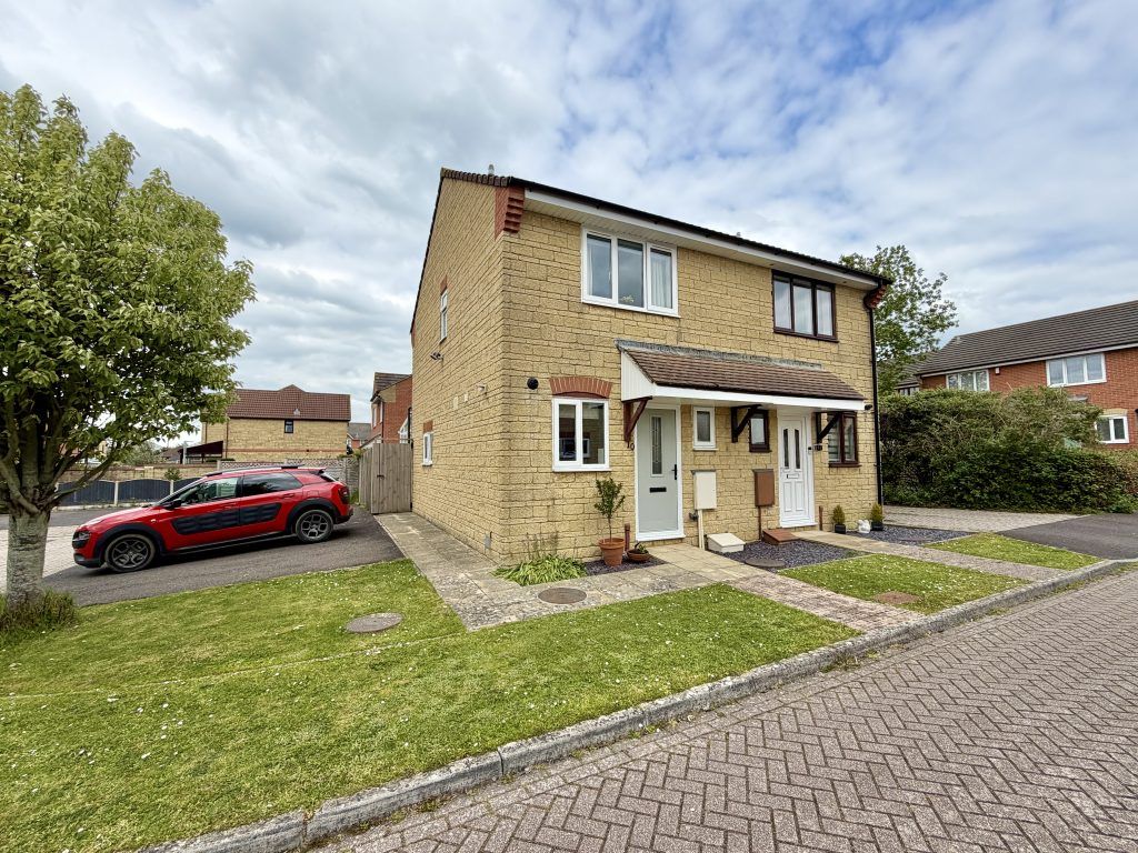 Property photo 1 of 11