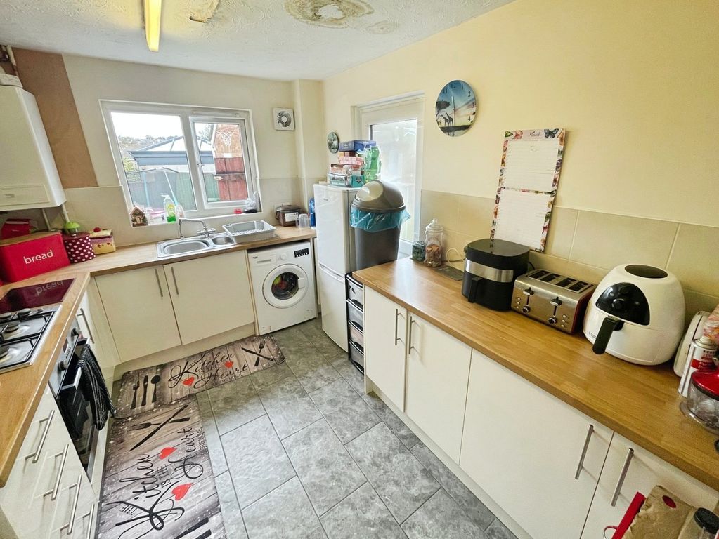 Property photo 3 of 14