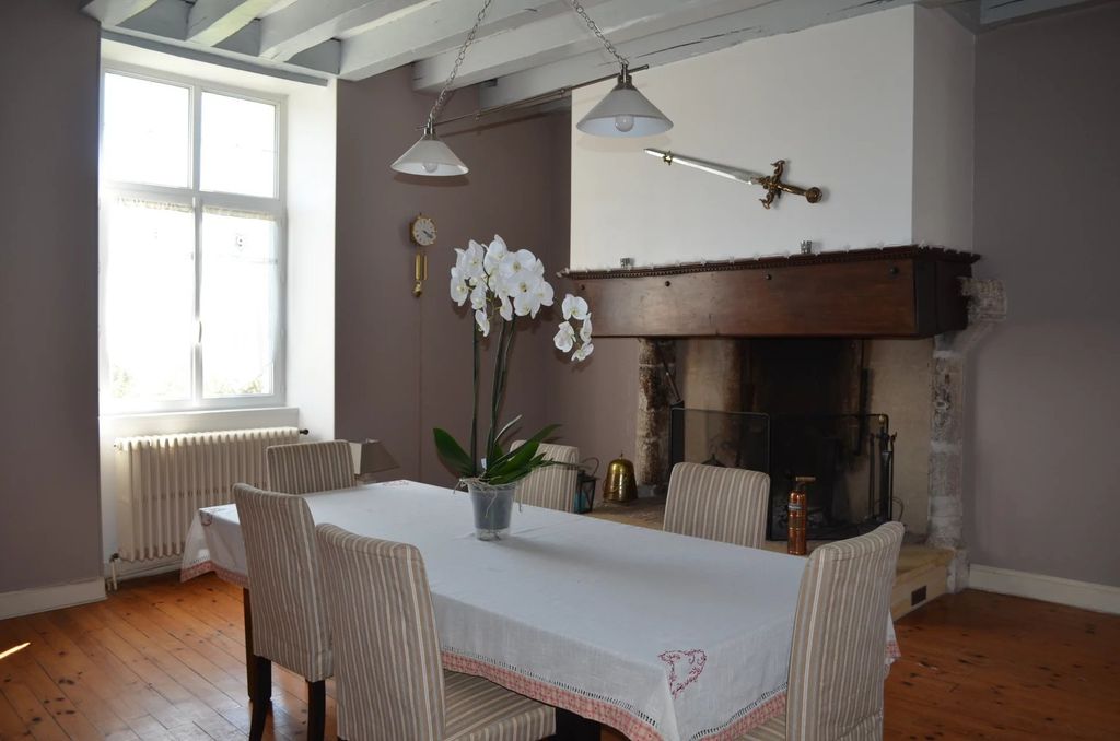 Property photo 3 of 15 0d509E9d1F963A8257d49B9135374325_4F3342E9Cb_1920-Original