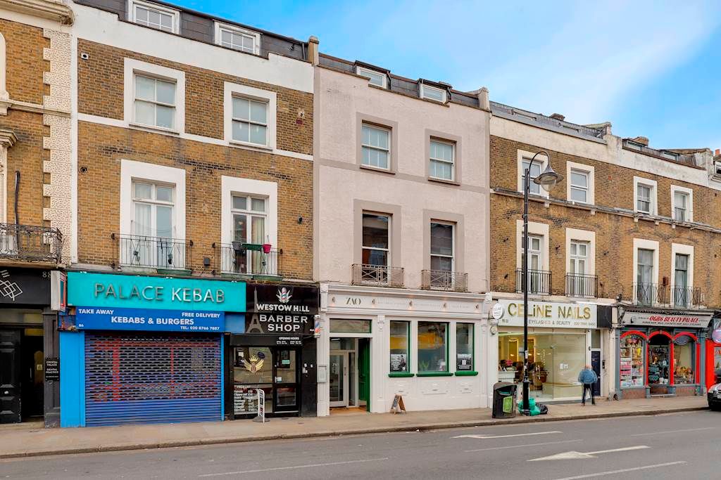 Property photo 1 of 10 15-2B4Djhhgll - 2 Old Bank Apartments - 43-Small